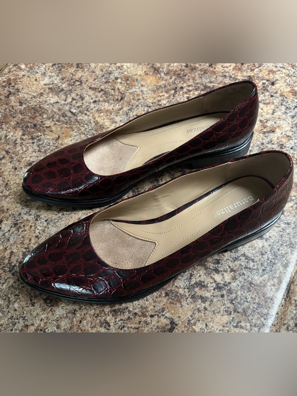 Naturalizer Deep Burgundy/Red Faux  Croc-Embossed Women’s Flats Size 10